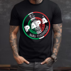 Playera Negra Personalizada Escudo Mexicano El Papá Más Chingon Para Hombre Frente